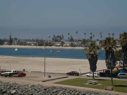 Bonita Cove Mission Beach 5L1.JPG (16673 bytes)
