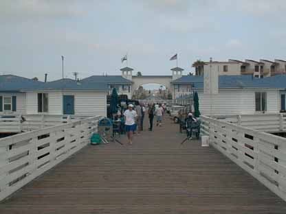Garnet Ave From Crystal Pier L1.JPG (15119 bytes)