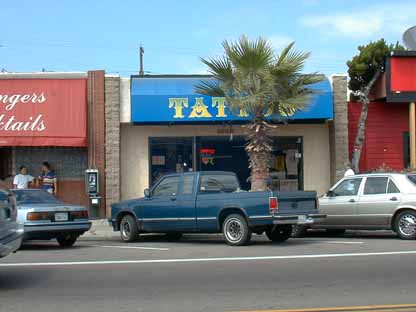 Ink Spot Tattoo 5L1.JPG (21924 bytes)