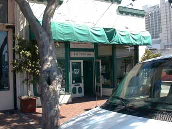 21 Artistic Florials Fifth.jpg (23257 bytes)