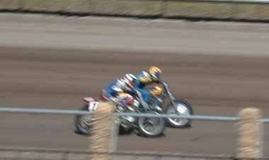 25 Two Racers copy 5L1.jpg (12556 bytes)