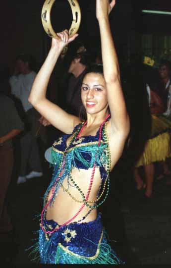 4  27A Belly Dancer L1.jpg (25808 bytes)