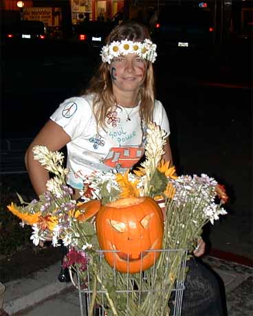 Flower Power Girl 1 5L1.JPG (31473 bytes)