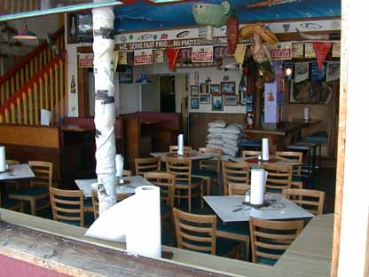 Freds Mexican Inside 5L1.JPG (27241 bytes)