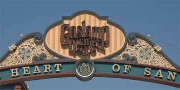 Gaslamp Sign 1 copy L1.jpg (16299 bytes)
