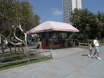 Popcorn Stand 5L1.JPG (24878 bytes)