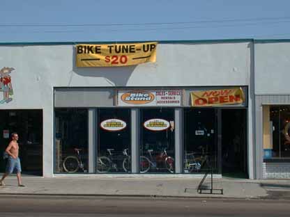 The Bike Stand L1.JPG (17773 bytes)