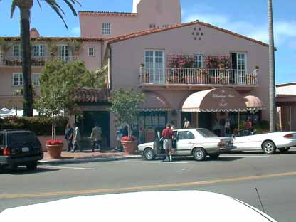 Valencia Hotel 2 5L1.JPG (22780 bytes)