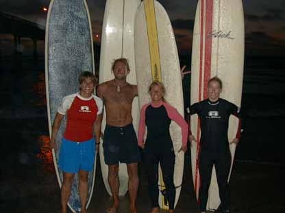 11 Night Surfers 5L1.jpg (20139 bytes)